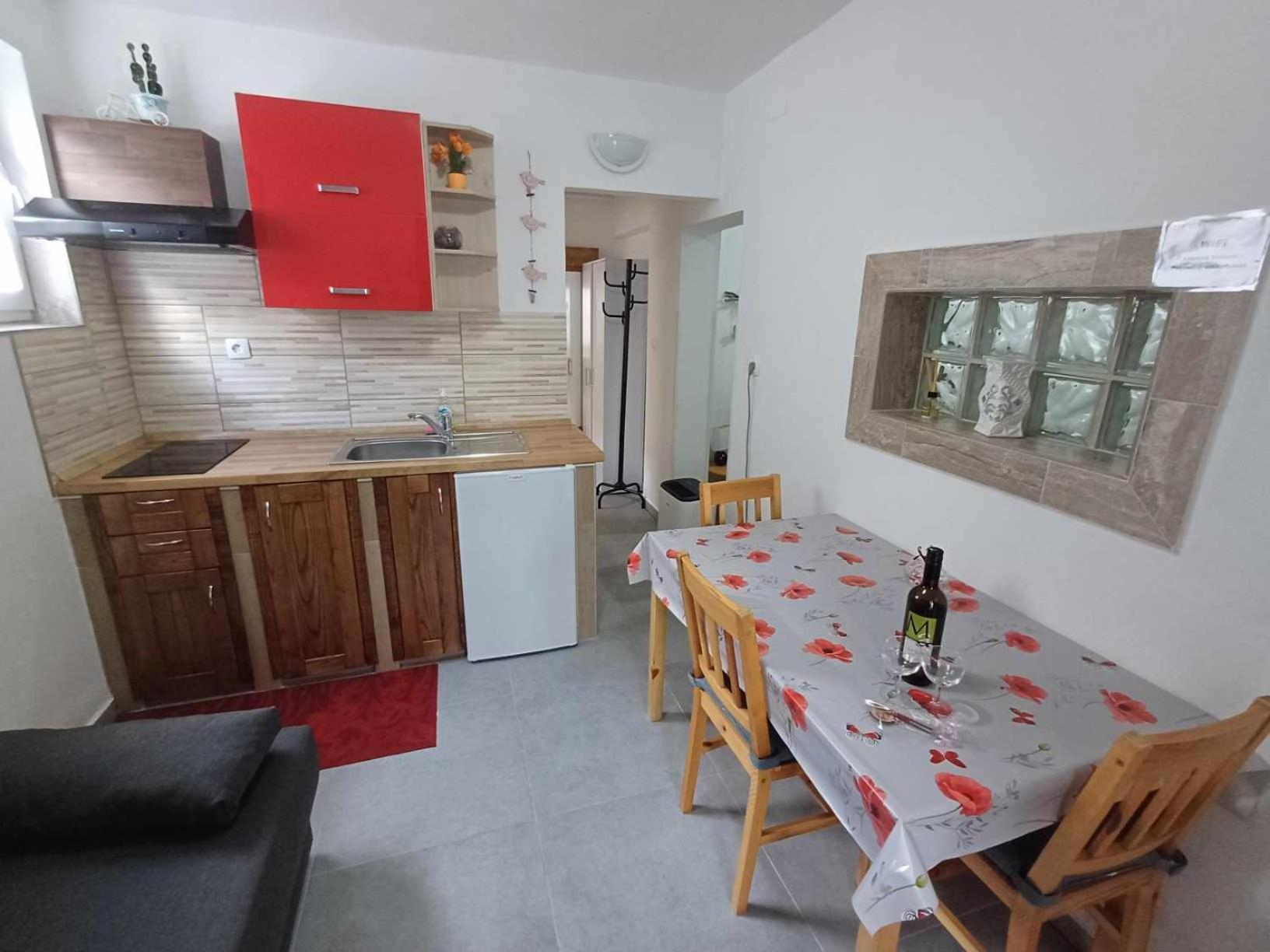 Apartmaji Slatenik 보베츠 외부 사진