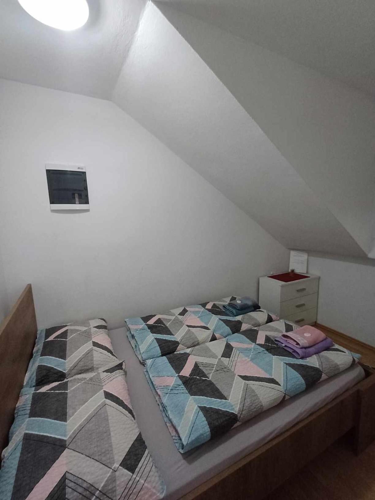 Apartmaji Slatenik 보베츠 외부 사진