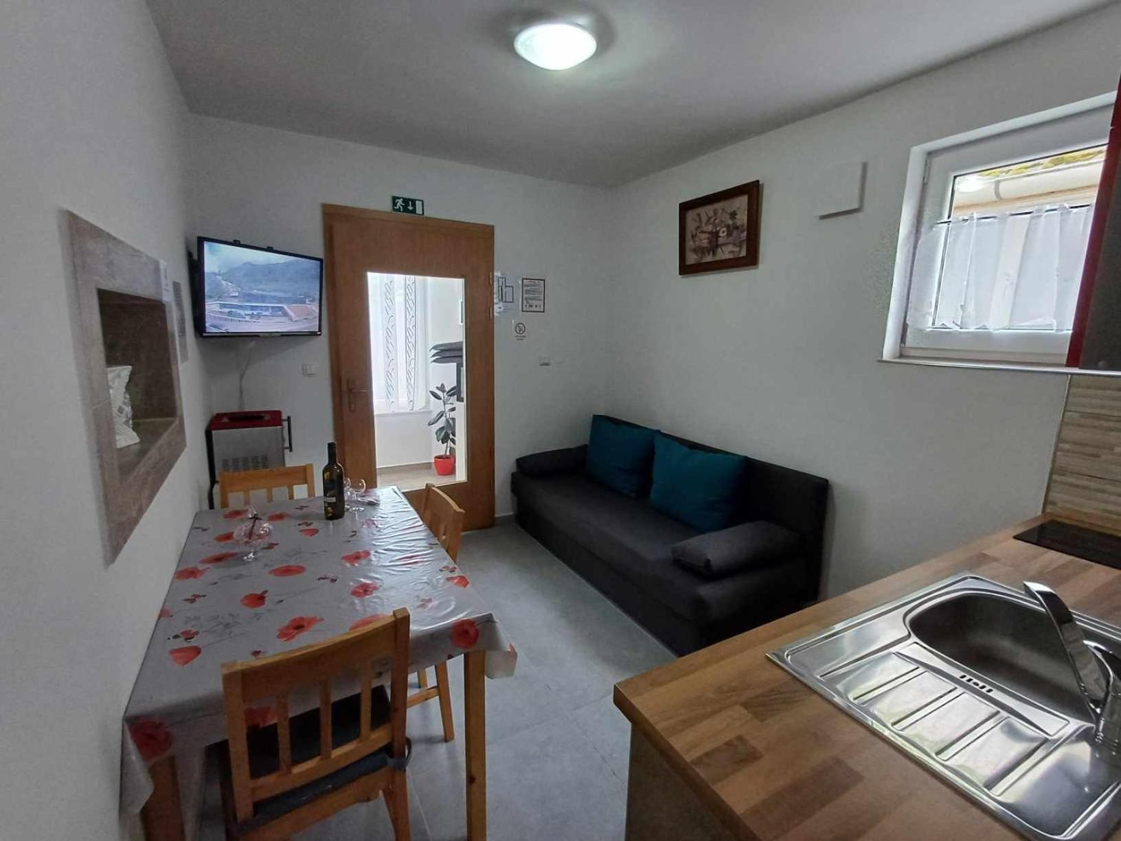 Apartmaji Slatenik 보베츠 외부 사진